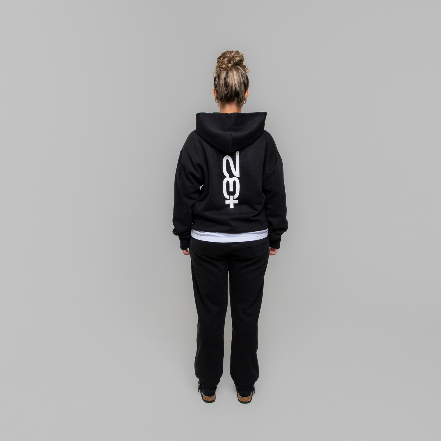 Heavyweight Joggerpants Black Small + 3 2 Logo