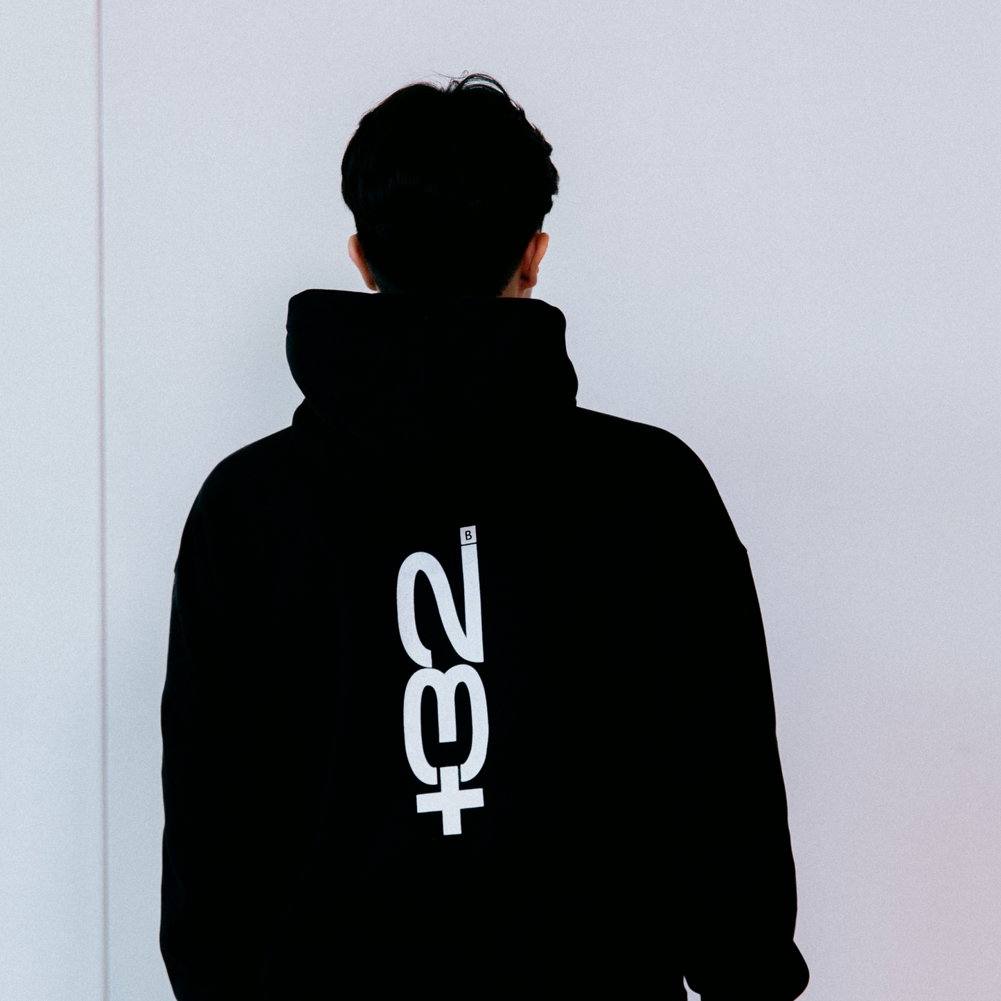 Heavyweight Tracksuit Black Big +32™ Logo