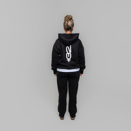 Heavyweight Tracksuit Black Big +32™ Logo