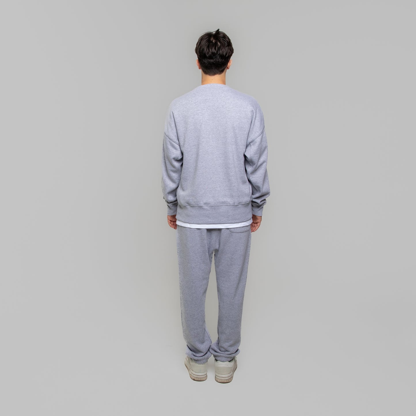 Heavyweight Tracksuit Grey Small Brodery Front +32™ Logo