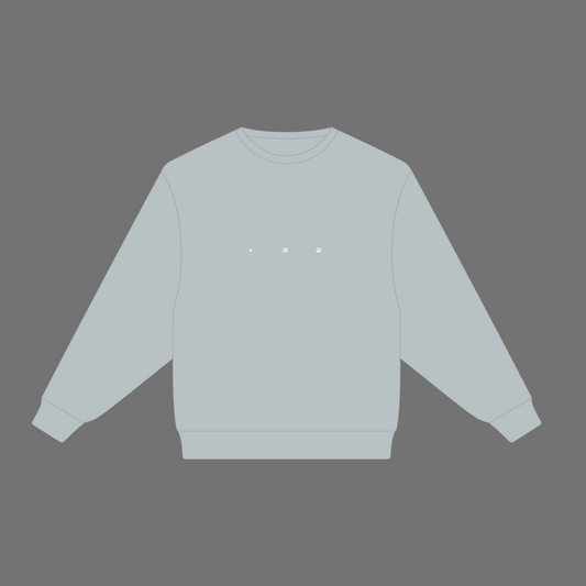 Heavyweight Pull Grey Small Brodery Front +32™ Logo